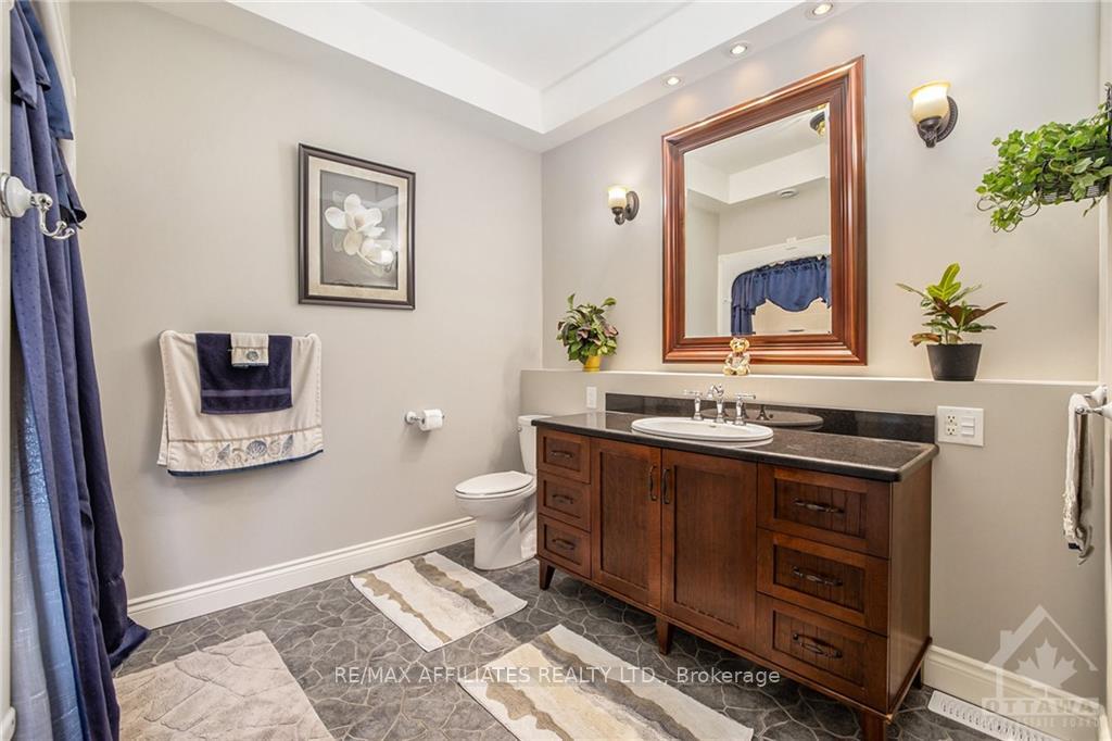 Photo 16 of 15 Carleton Street, Rideau Lakes, Rideau Lakes (Newboro) Twp — HOMEH