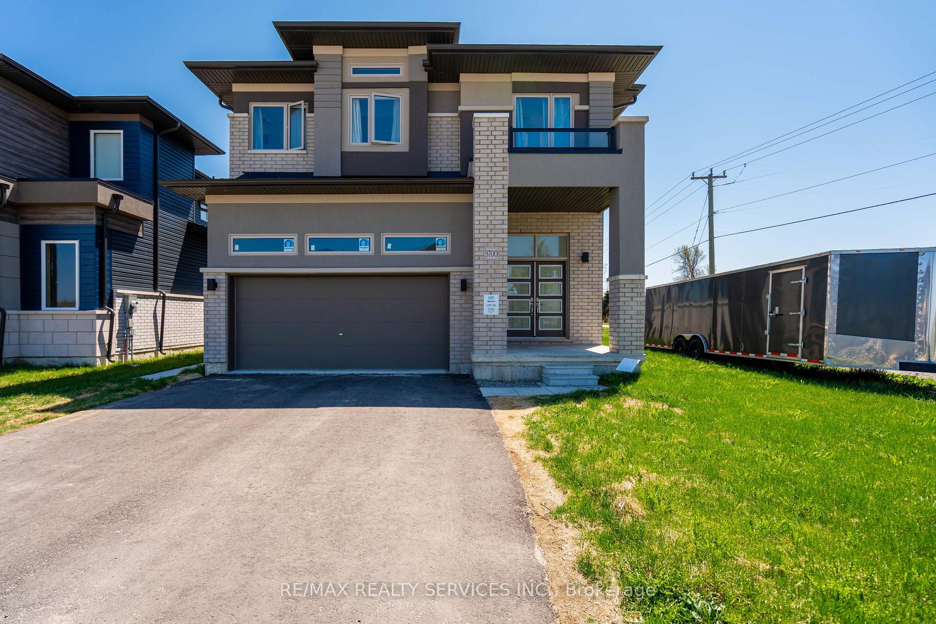 Front of 3700 Quayside Drive