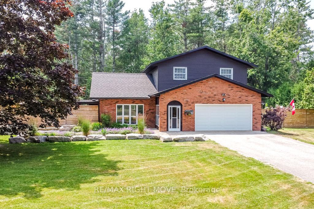 Front of 4278 Wilson Point Road N