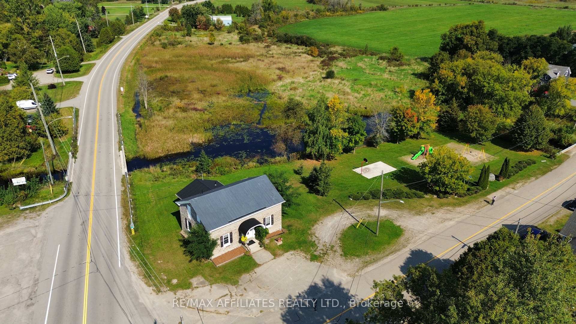 Photo 3 of 26 Blacksmith Road, Rideau Lakes, Rideau Lakes (South Elmsley) Twp — HOMEH