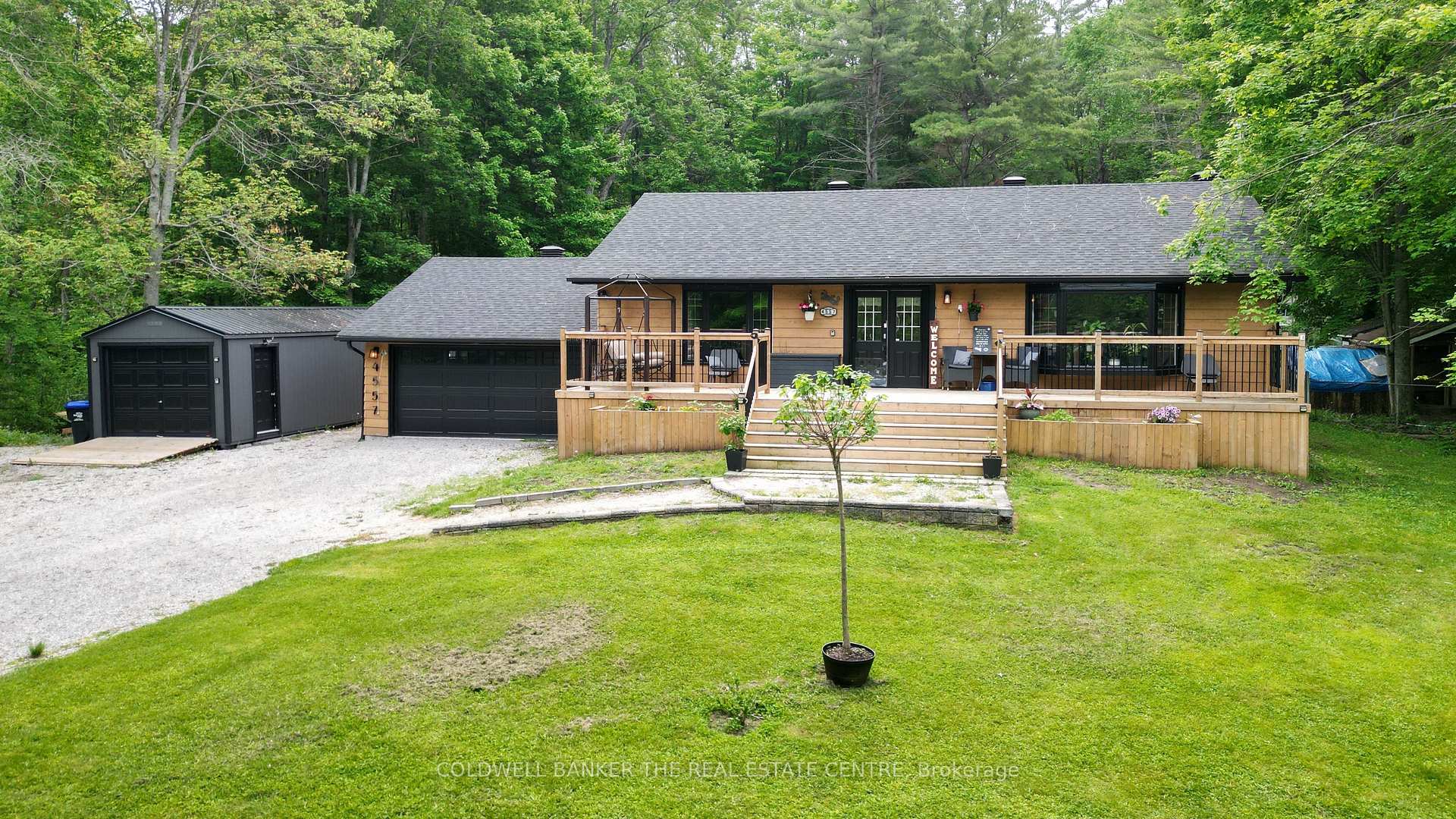 Front of 4557 Trent Trail