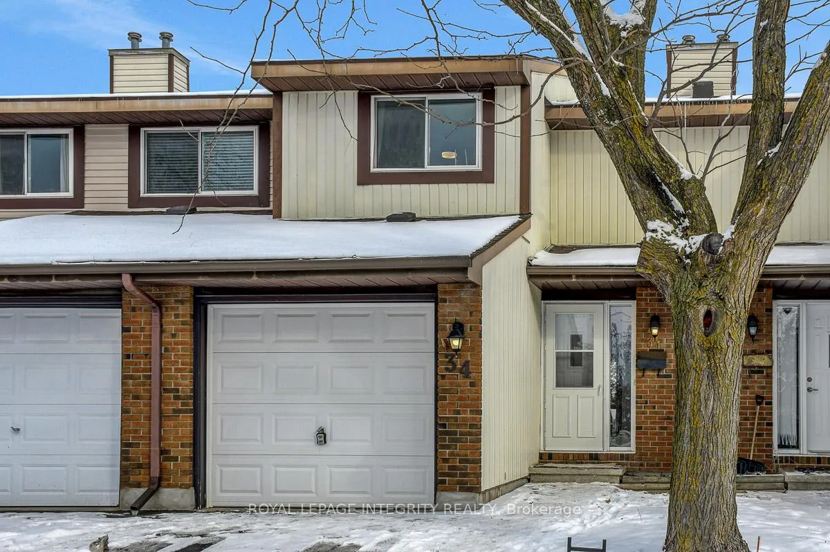 Photo 4 of 34 Stokes Crescent, Ottawa, Kanata - Glencairn/Hazeldean — HOMEH