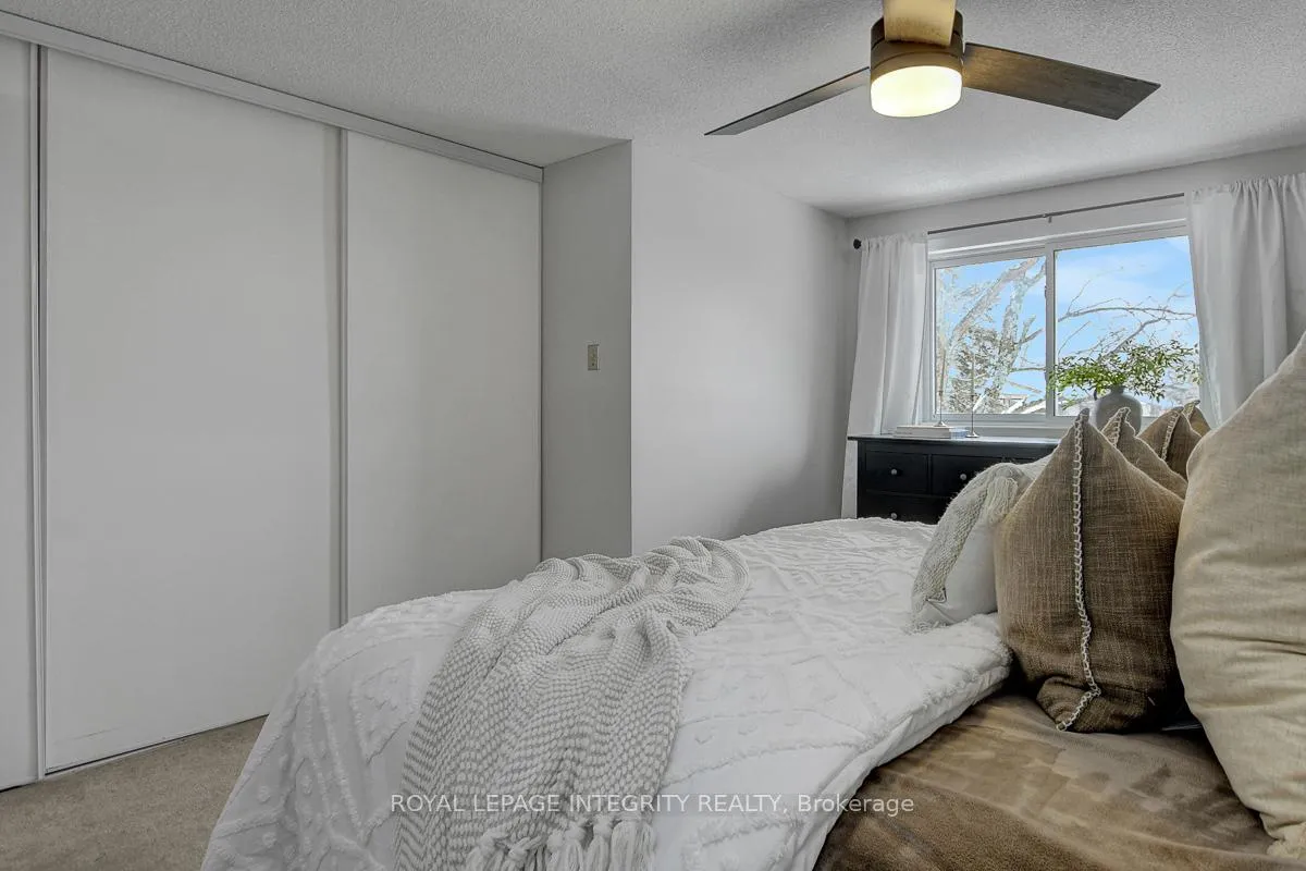 Photo 30 of 34 Stokes Crescent, Ottawa, Kanata - Glencairn/Hazeldean — HOMEH