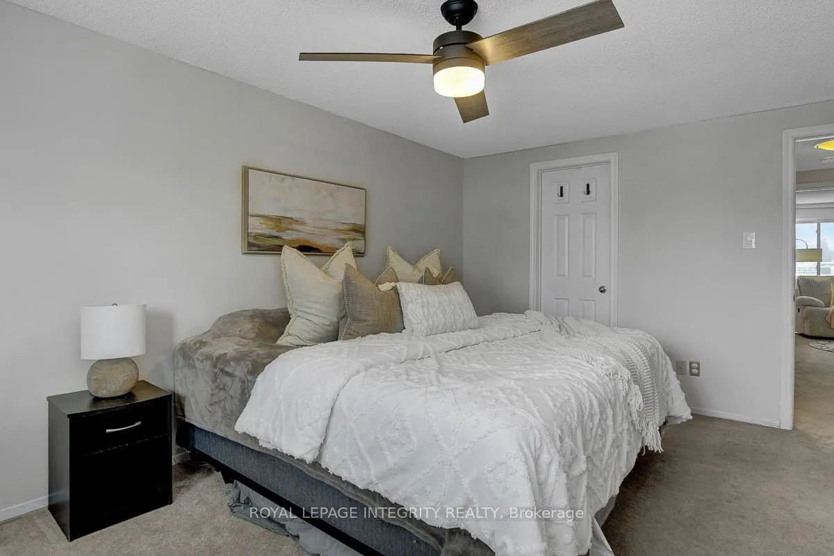 Photo 35 of 34 Stokes Crescent, Ottawa, Kanata - Glencairn/Hazeldean — HOMEH