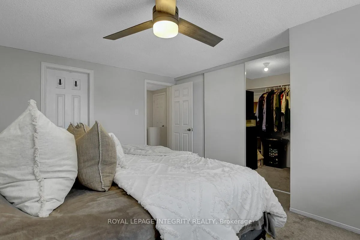Photo 37 of 34 Stokes Crescent, Ottawa, Kanata - Glencairn/Hazeldean — HOMEH