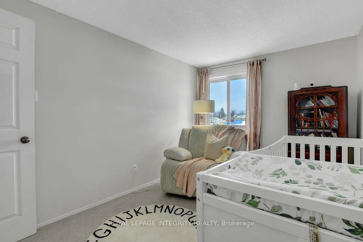 Photo 45 of 34 Stokes Crescent, Ottawa, Kanata - Glencairn/Hazeldean — HOMEH