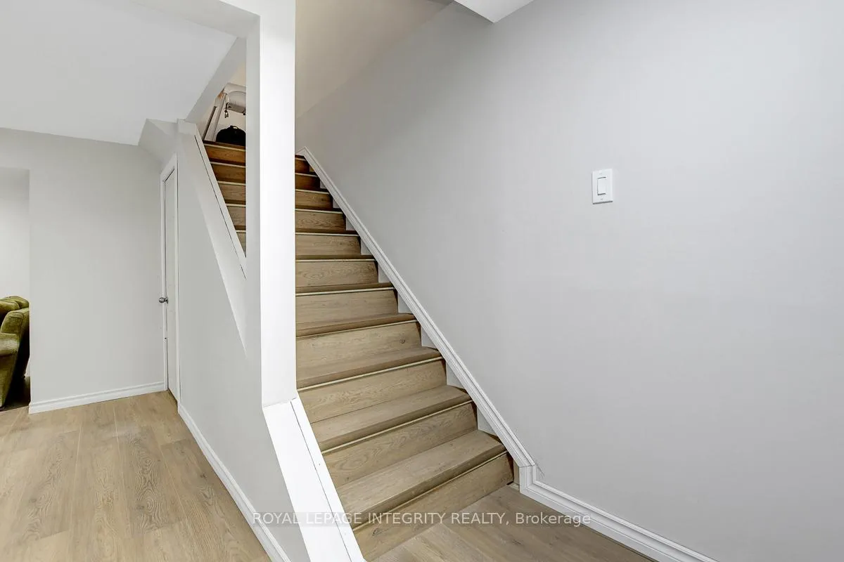 Photo 53 of 34 Stokes Crescent, Ottawa, Kanata - Glencairn/Hazeldean — HOMEH