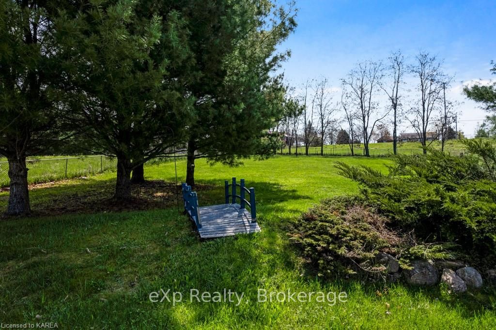 Photo 35 of 28 Mountain View Lane, Rideau Lakes, Rideau Lakes (North Crosby) Twp — HOMEH