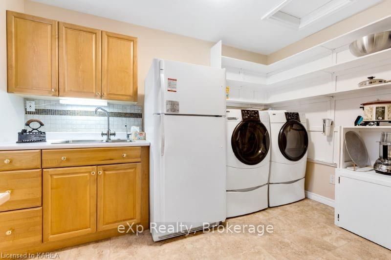 Photo 19 of 28 Mountain View Lane, Rideau Lakes, Rideau Lakes (North Crosby) Twp — HOMEH