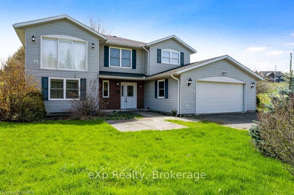 Photo 6 of 28 Mountain View Lane, Rideau Lakes, Rideau Lakes (North Crosby) Twp — HOMEH