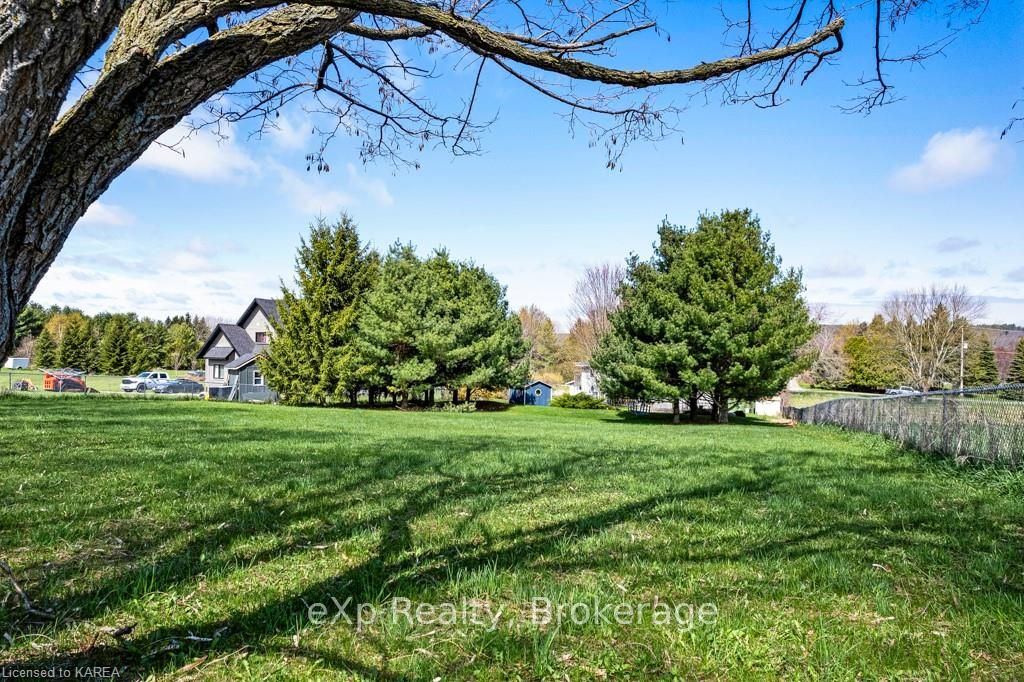 Photo 38 of 28 Mountain View Lane, Rideau Lakes, Rideau Lakes (North Crosby) Twp — HOMEH