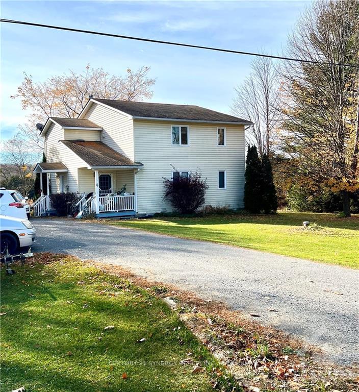 Photo 2 of 11 Station Road, Rideau Lakes, Rideau Lakes (Bastard) Twp — HOMEH