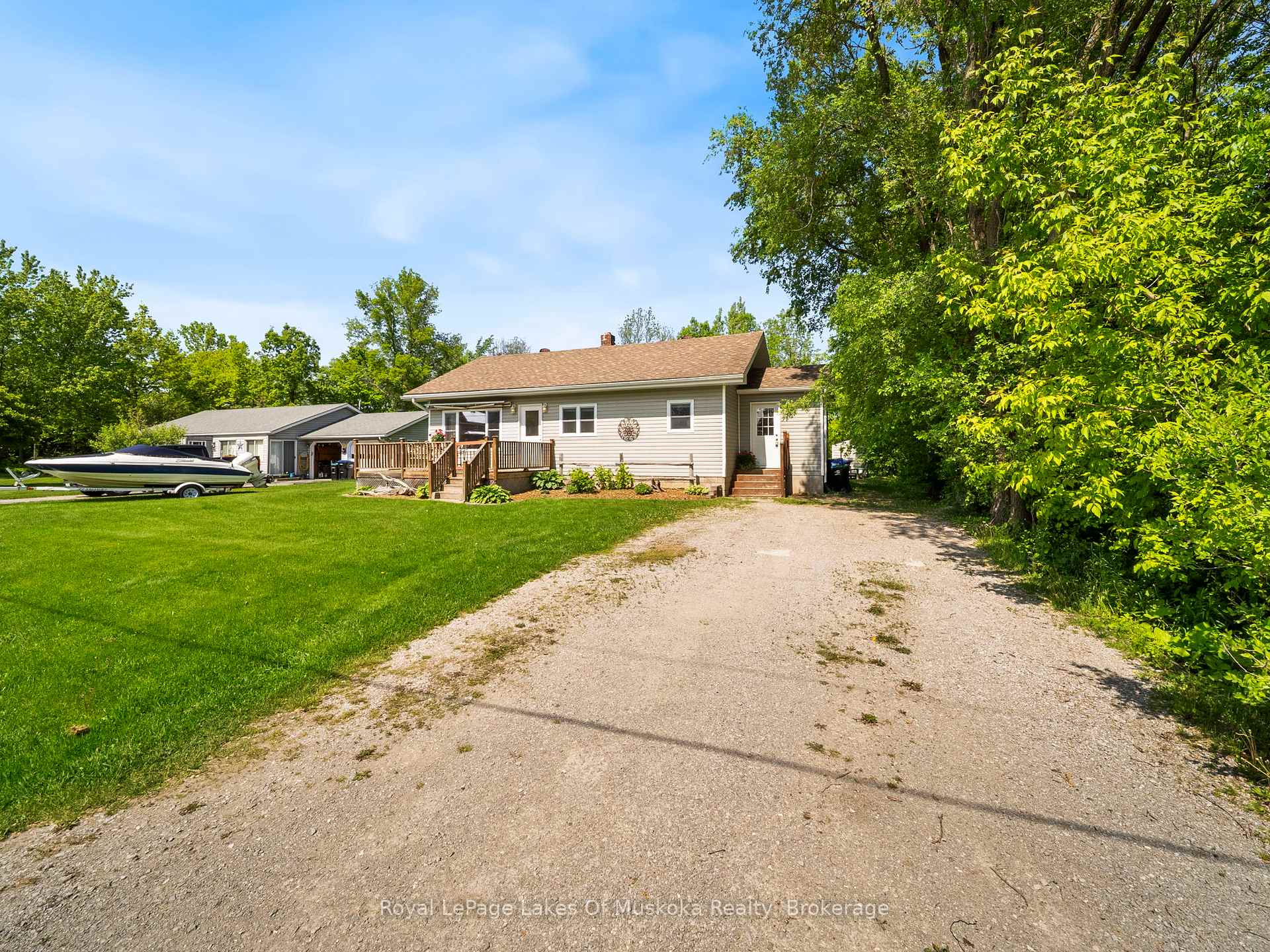 Photo 2 of 1195 Anderson Line, Severn, Coldwater — HOMEH