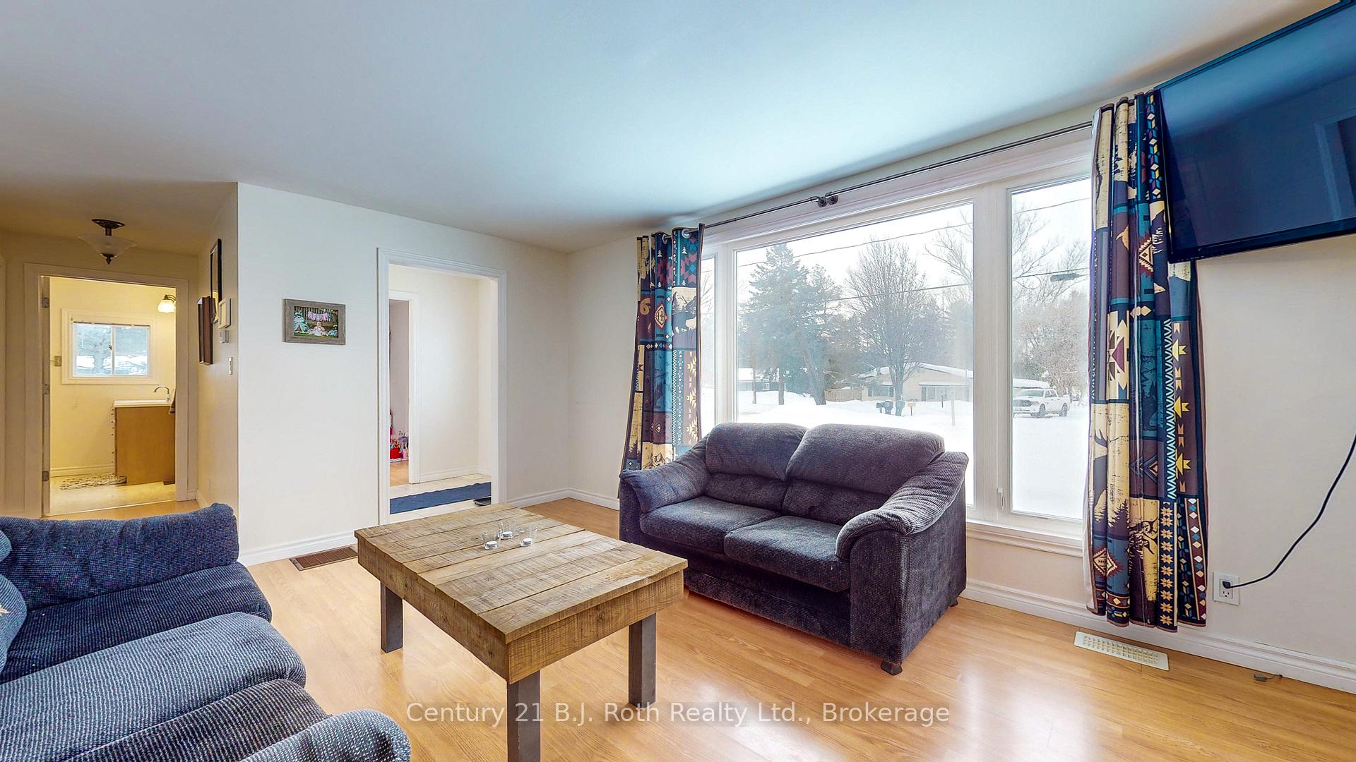 Photo 5 of 3245 Grayshott Drive, Severn, West Shore — HOMEH