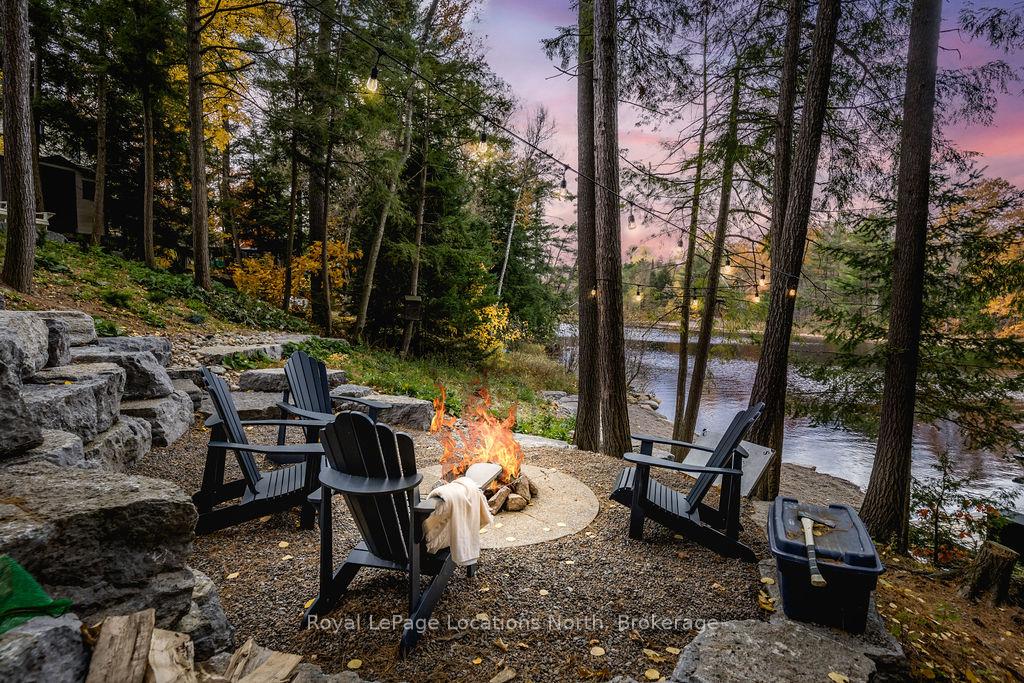 Photo 2 of 1035 Laidlaw Avenue, Severn, Washago — HOMEH