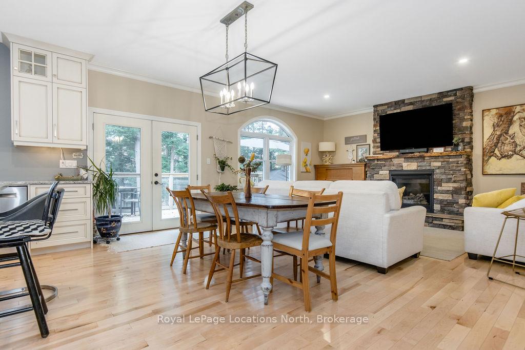 Photo 14 of 1035 Laidlaw Avenue, Severn, Washago — HOMEH
