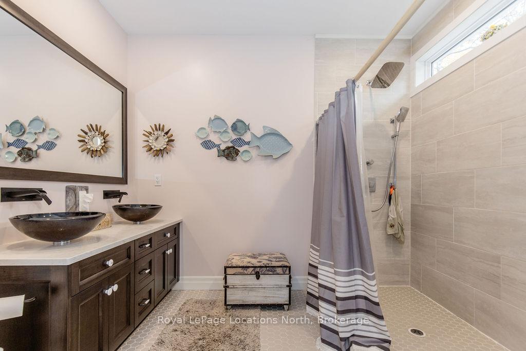 Photo 25 of 1035 Laidlaw Avenue, Severn, Washago — HOMEH