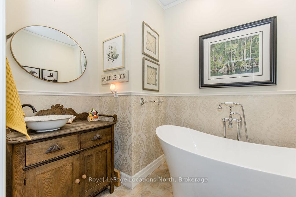 Photo 28 of 1035 Laidlaw Avenue, Severn, Washago — HOMEH