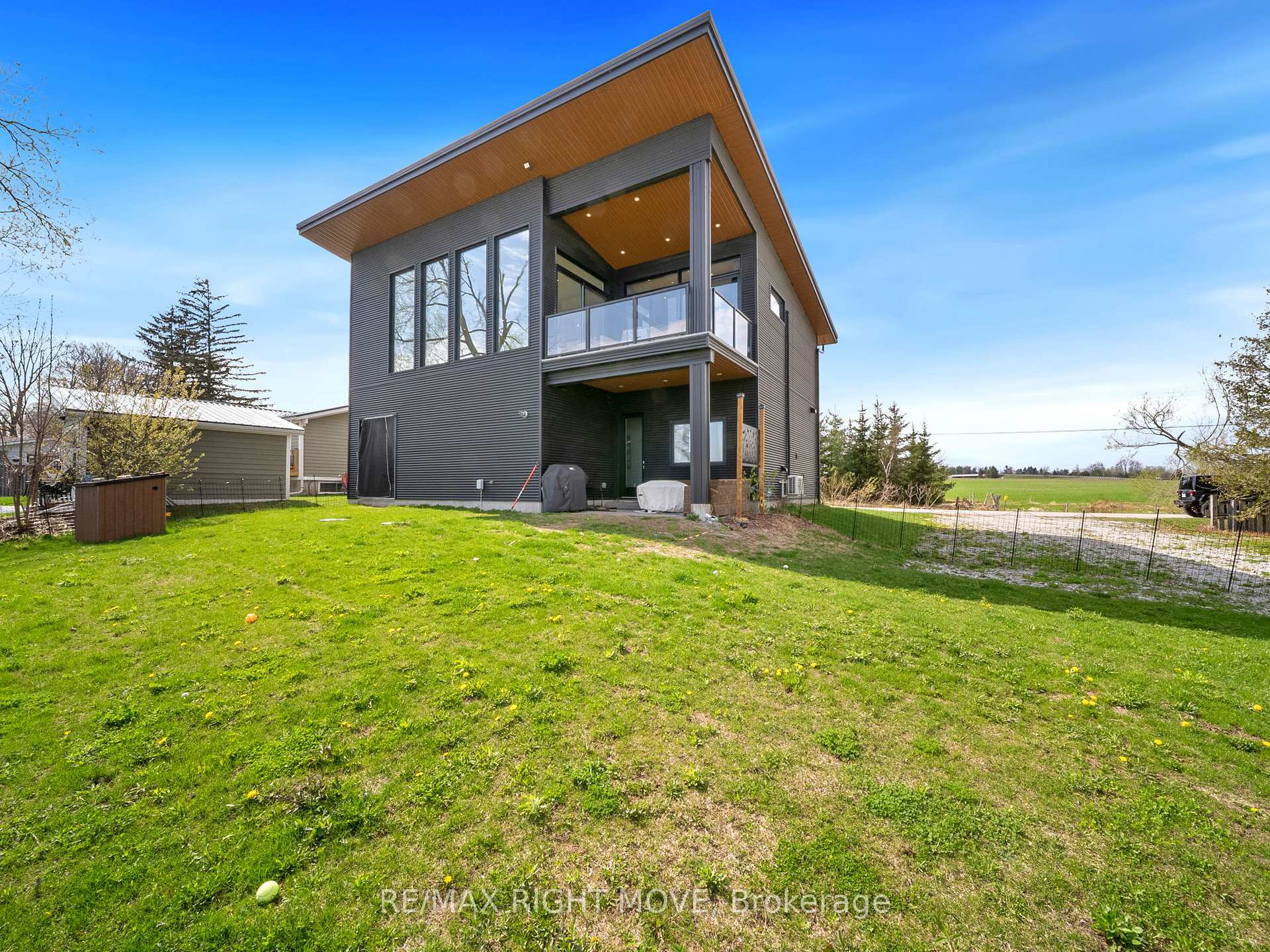 Photo 17 of 1925 Woods Bay Road, Severn, Rural Severn — HOMEH