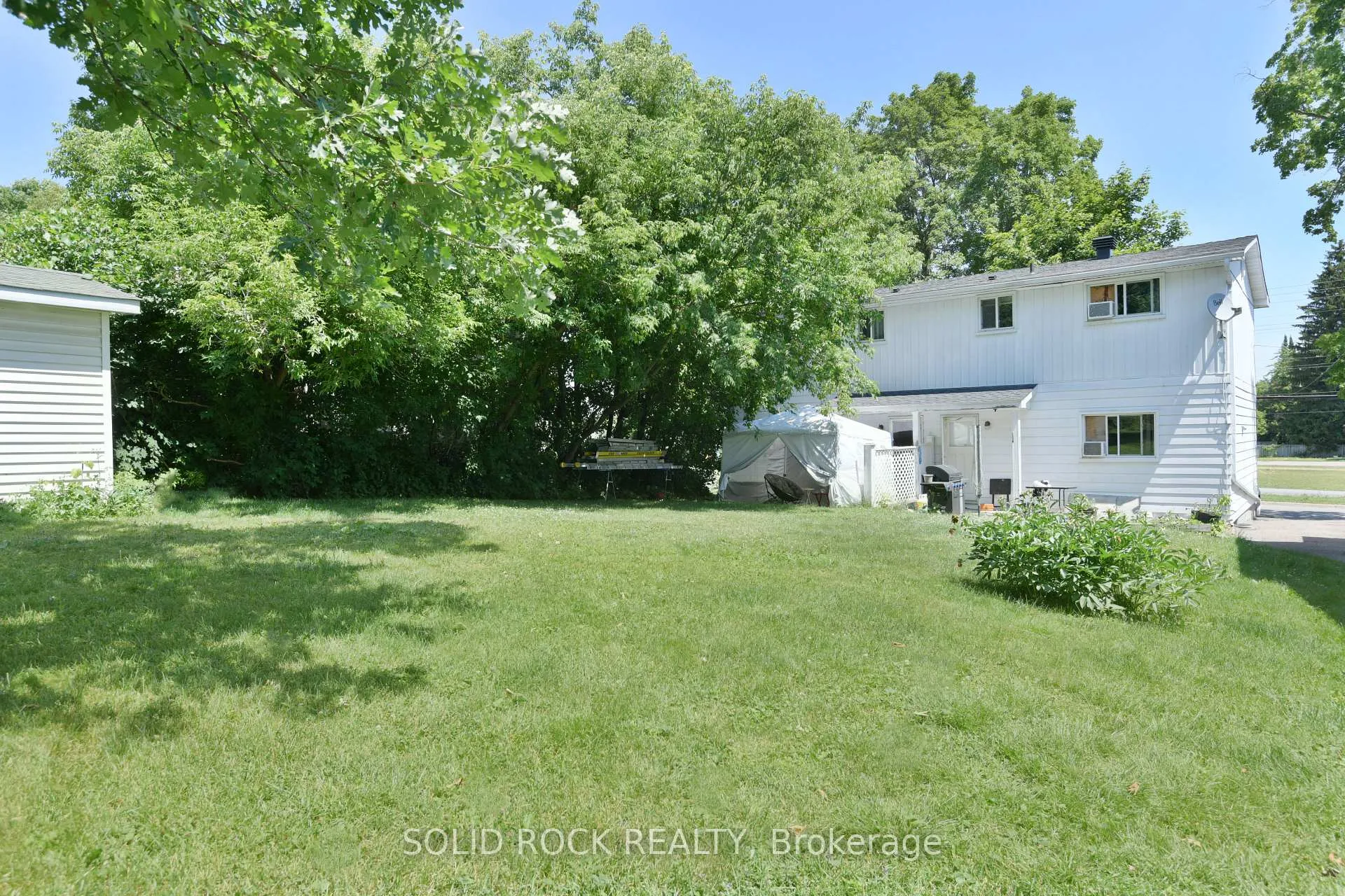 Photo 32 of 54 William Street W, Arnprior — HOMEH