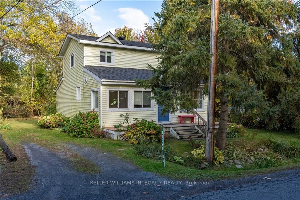 Front of 6399 Cairn View Road