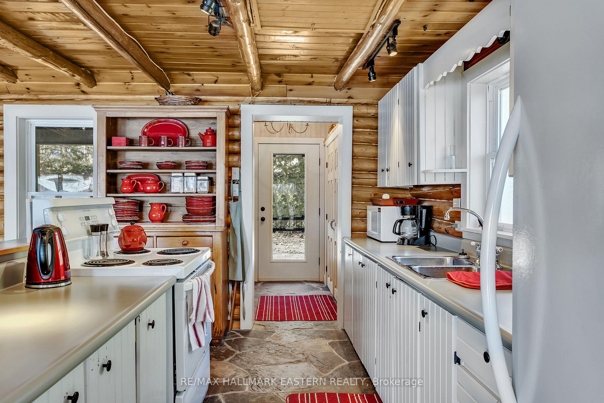 Photo 9 of 2931 Pearson Lane, Selwyn — HOMEH
