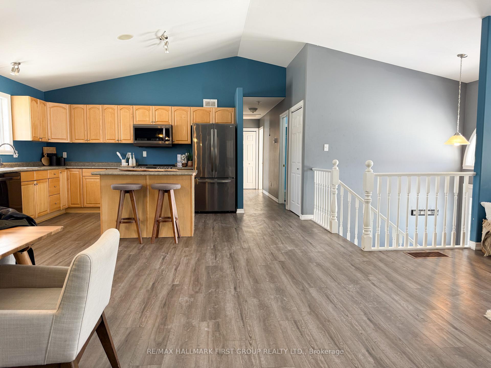 Photo 5 of 935 Earl Avenue, Selwyn — HOMEH