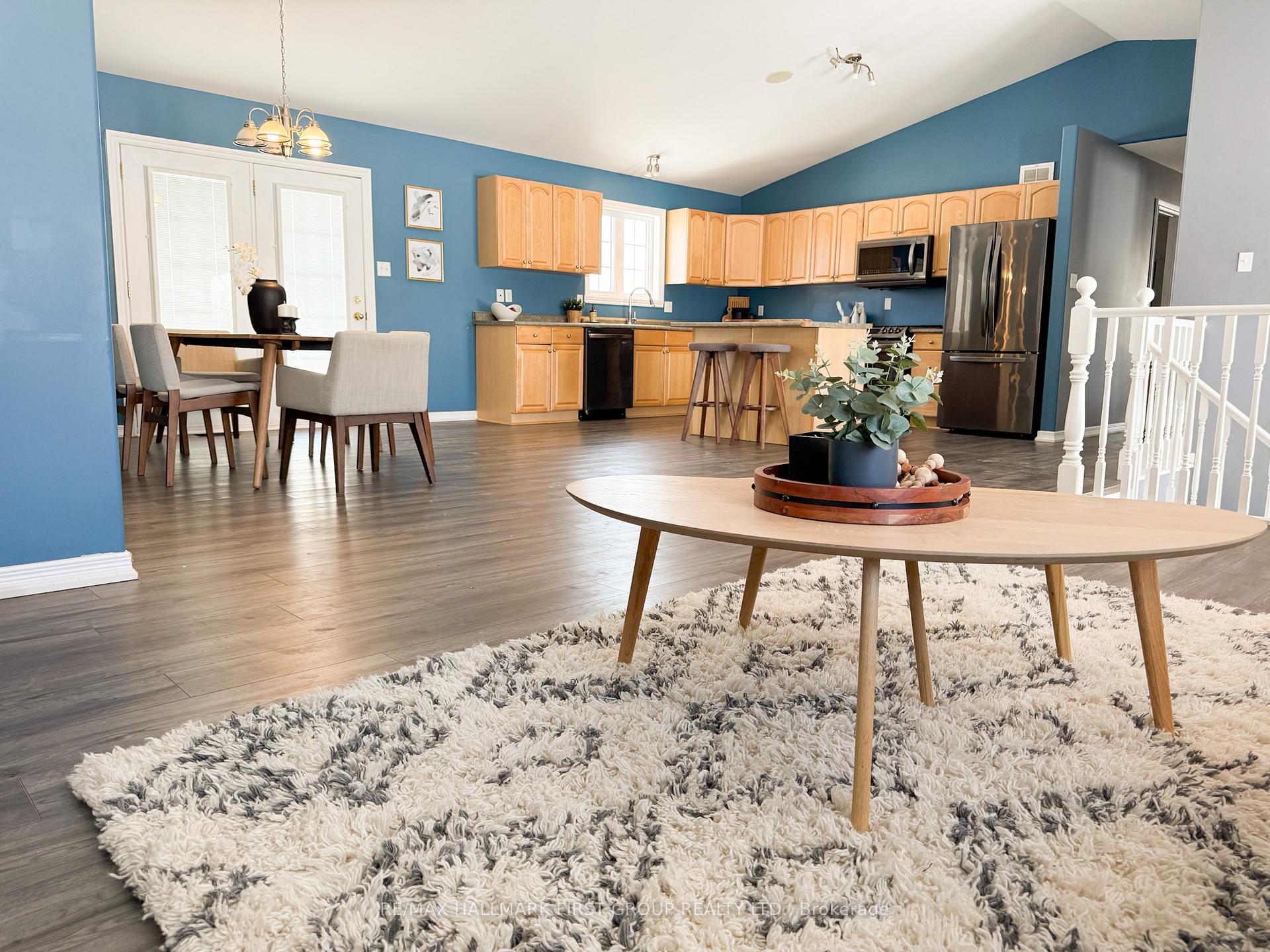 Photo 6 of 935 Earl Avenue, Selwyn — HOMEH