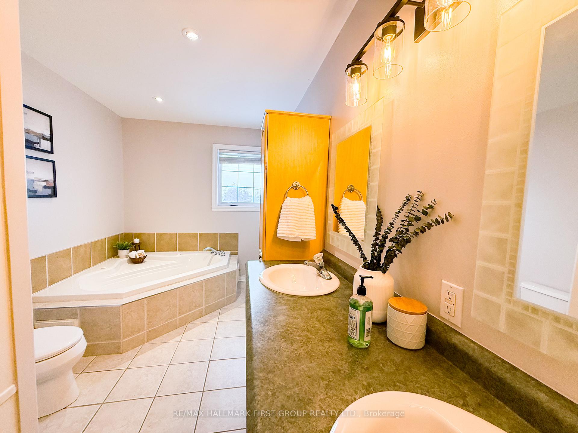 Photo 8 of 935 Earl Avenue, Selwyn — HOMEH