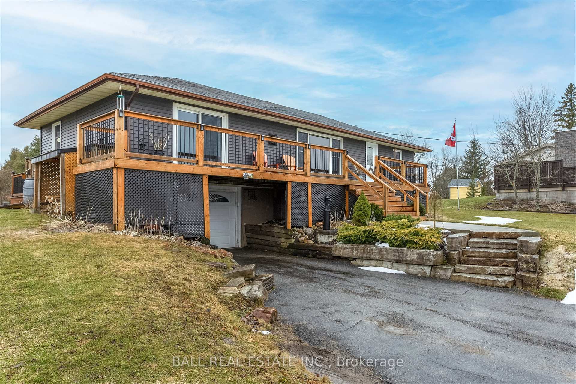 Photo 2 of 851 Kimberly Drive, Selwyn — HOMEH