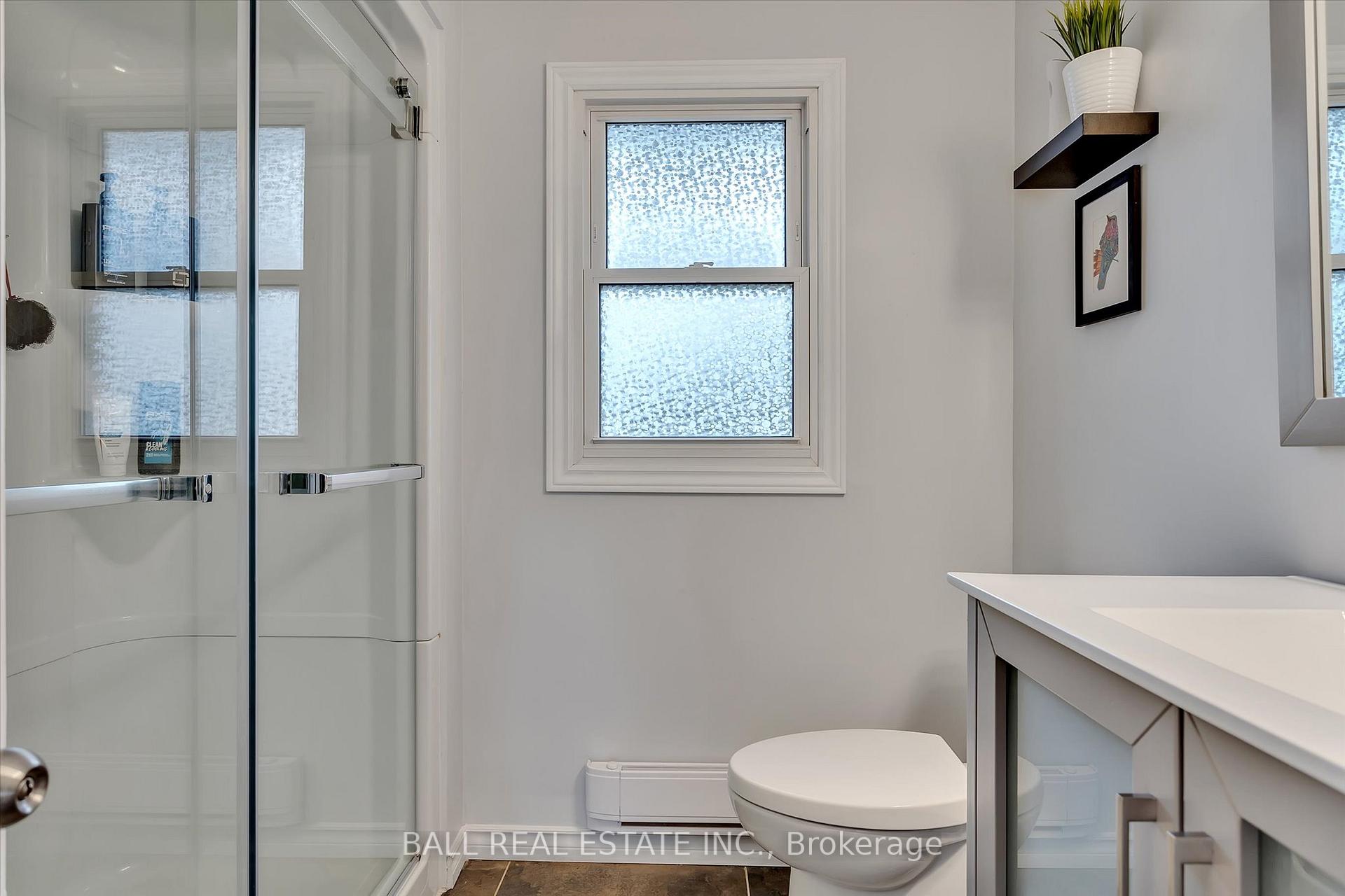 Photo 10 of 851 Kimberly Drive, Selwyn — HOMEH
