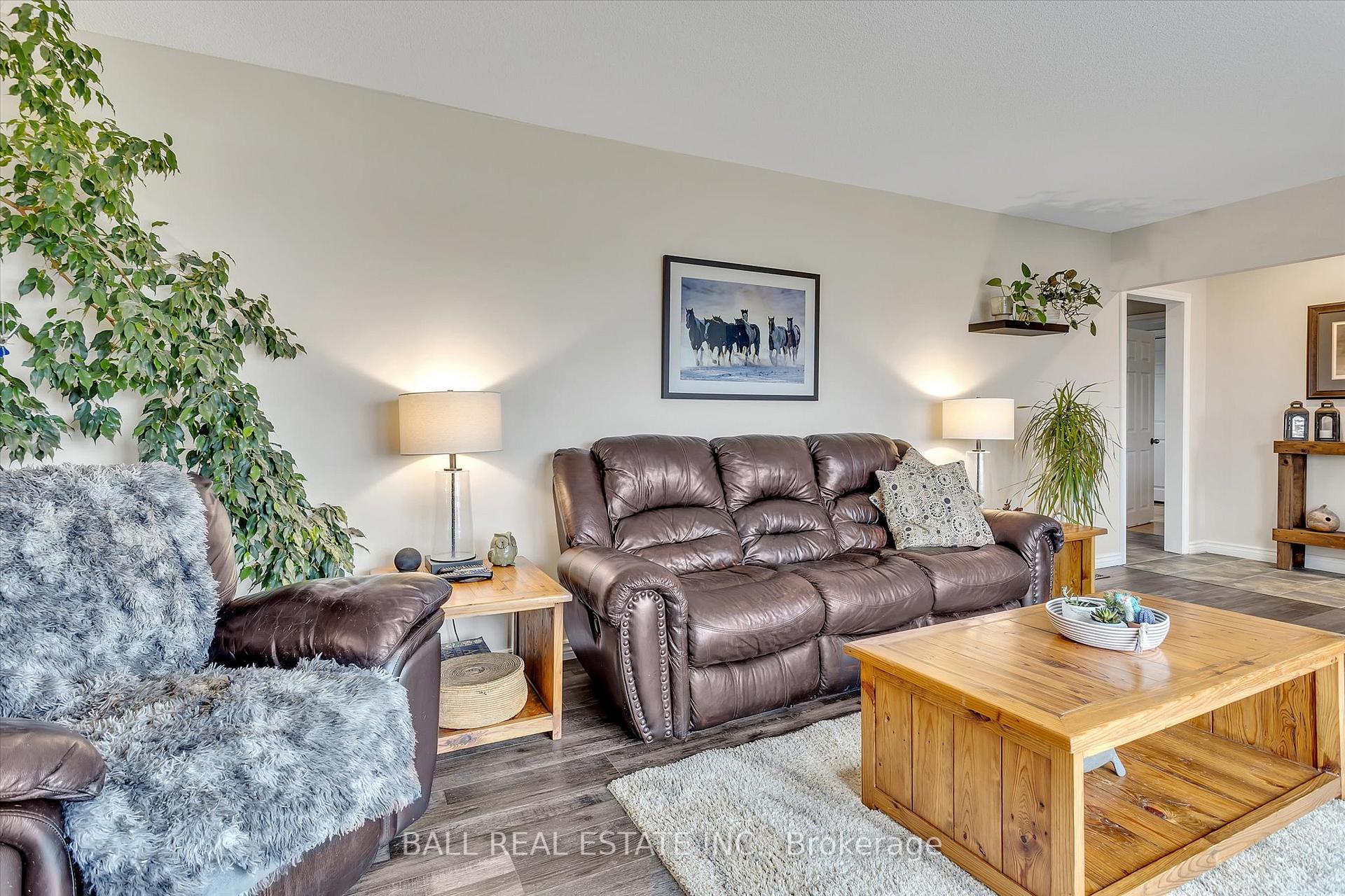 Photo 16 of 851 Kimberly Drive, Selwyn — HOMEH