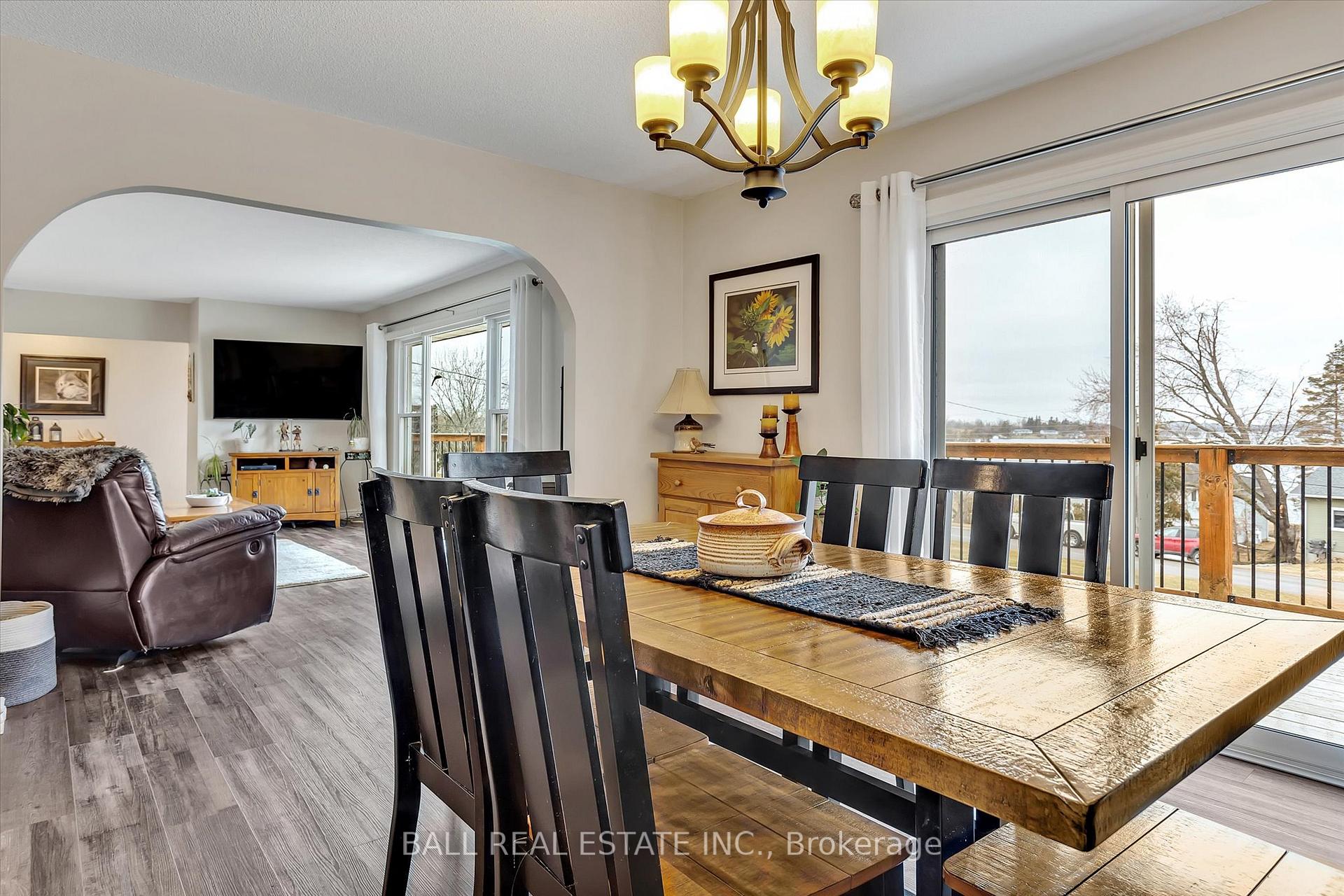 Photo 17 of 851 Kimberly Drive, Selwyn — HOMEH