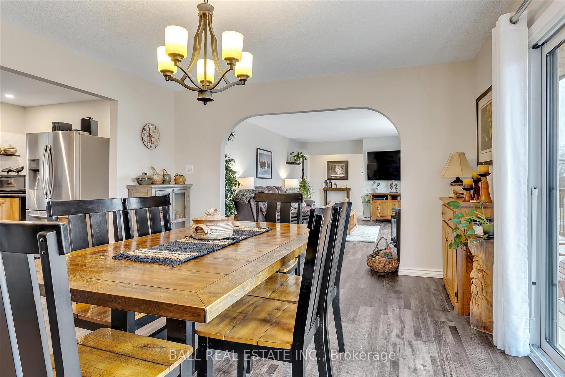 Photo 18 of 851 Kimberly Drive, Selwyn — HOMEH