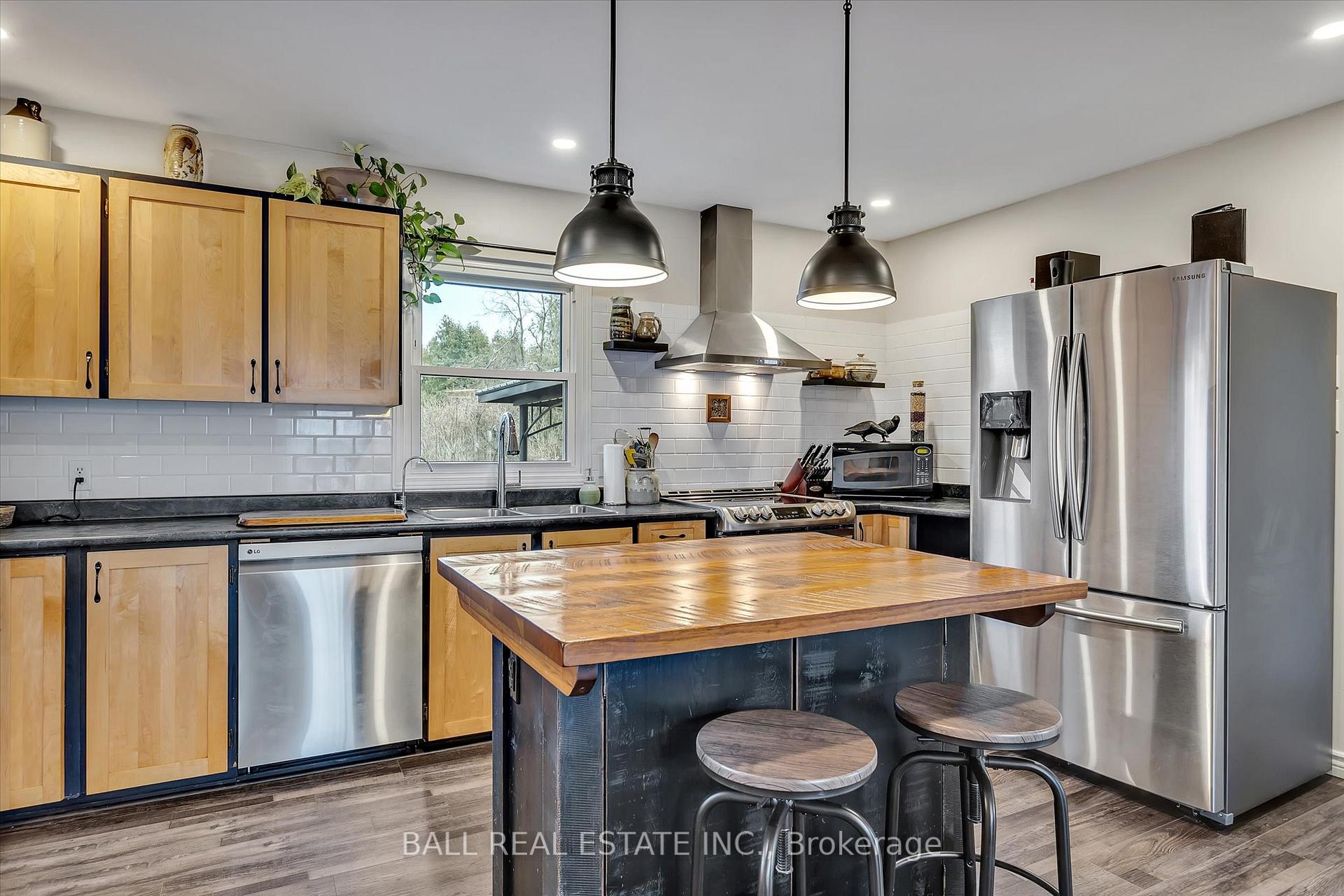 Photo 21 of 851 Kimberly Drive, Selwyn — HOMEH