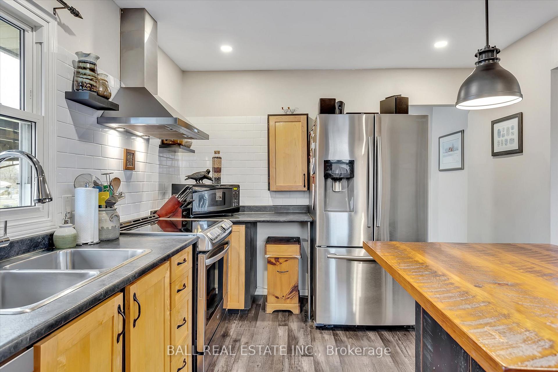 Photo 22 of 851 Kimberly Drive, Selwyn — HOMEH