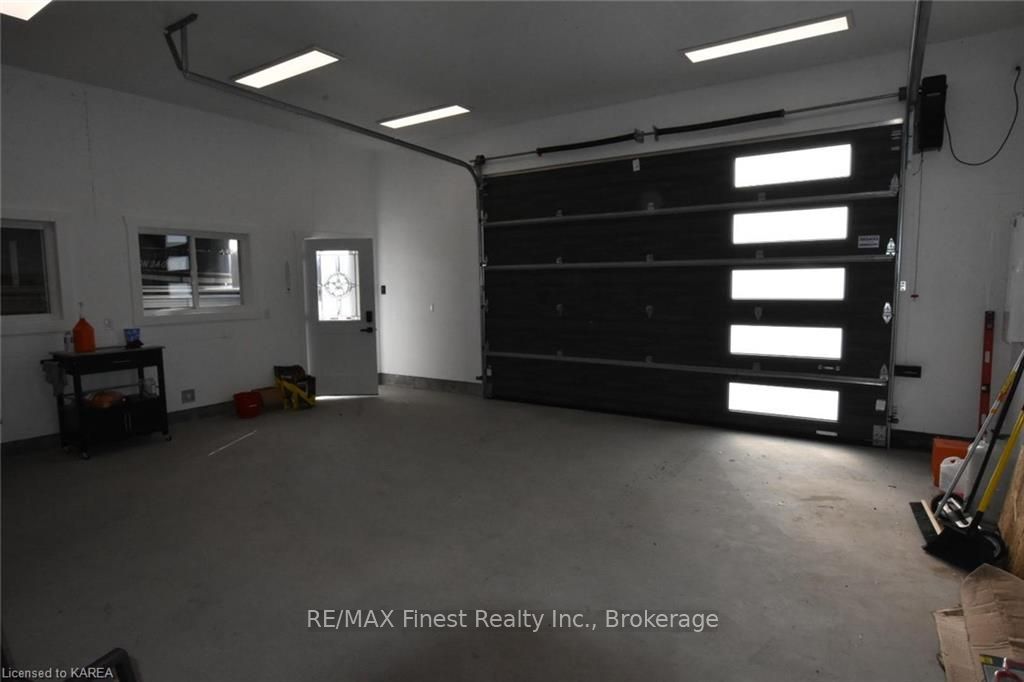 Photo 13 of 65 Sunnyside Road, Rideau Lakes, Rideau Lakes (North Crosby) Twp — HOMEH