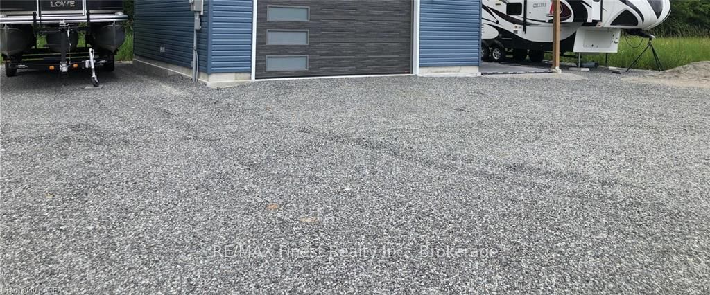 Photo 16 of 65 Sunnyside Road, Rideau Lakes, Rideau Lakes (North Crosby) Twp — HOMEH