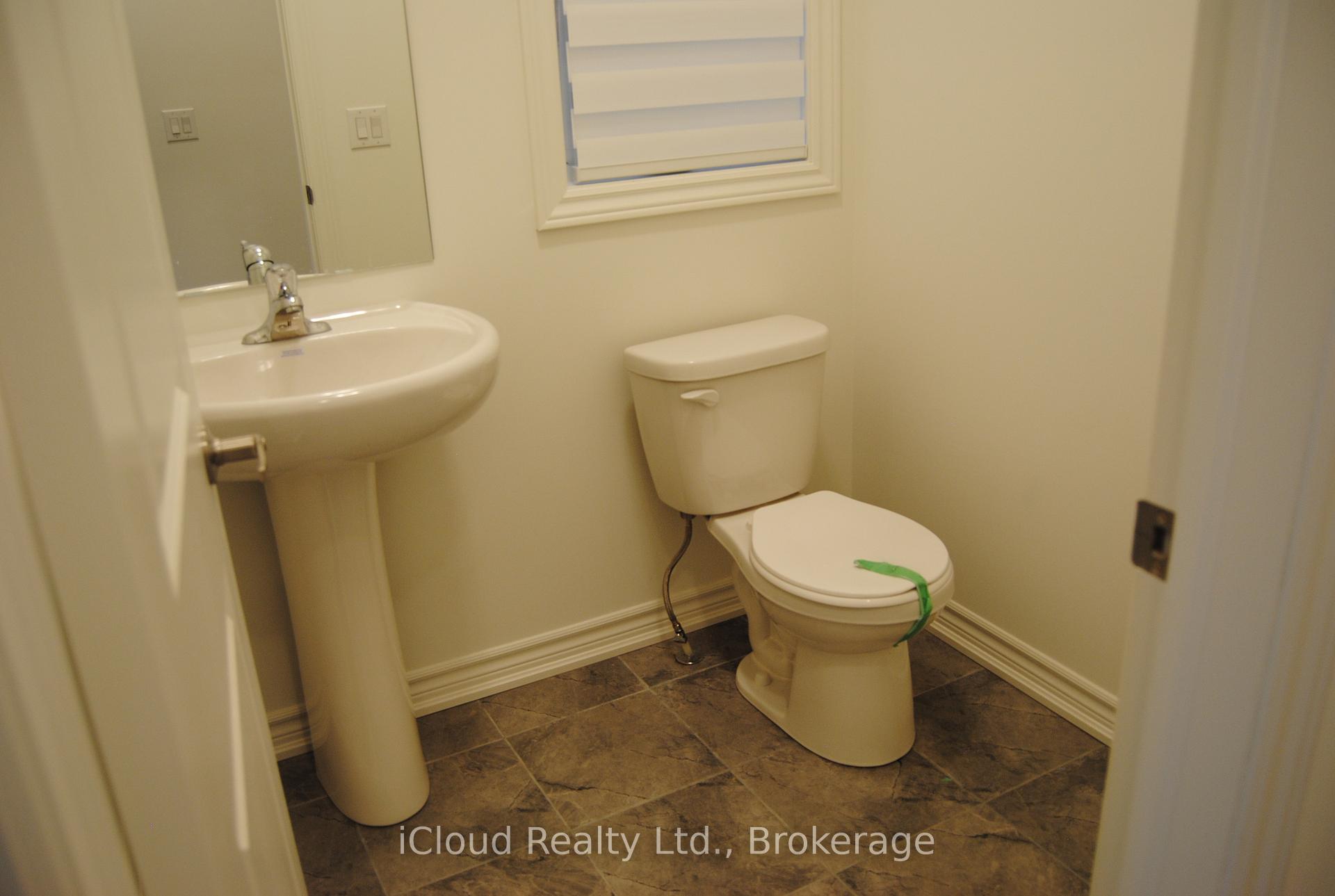 Photo 4 of 22 Sassafras Road, Springwater, Midhurst — HOMEH