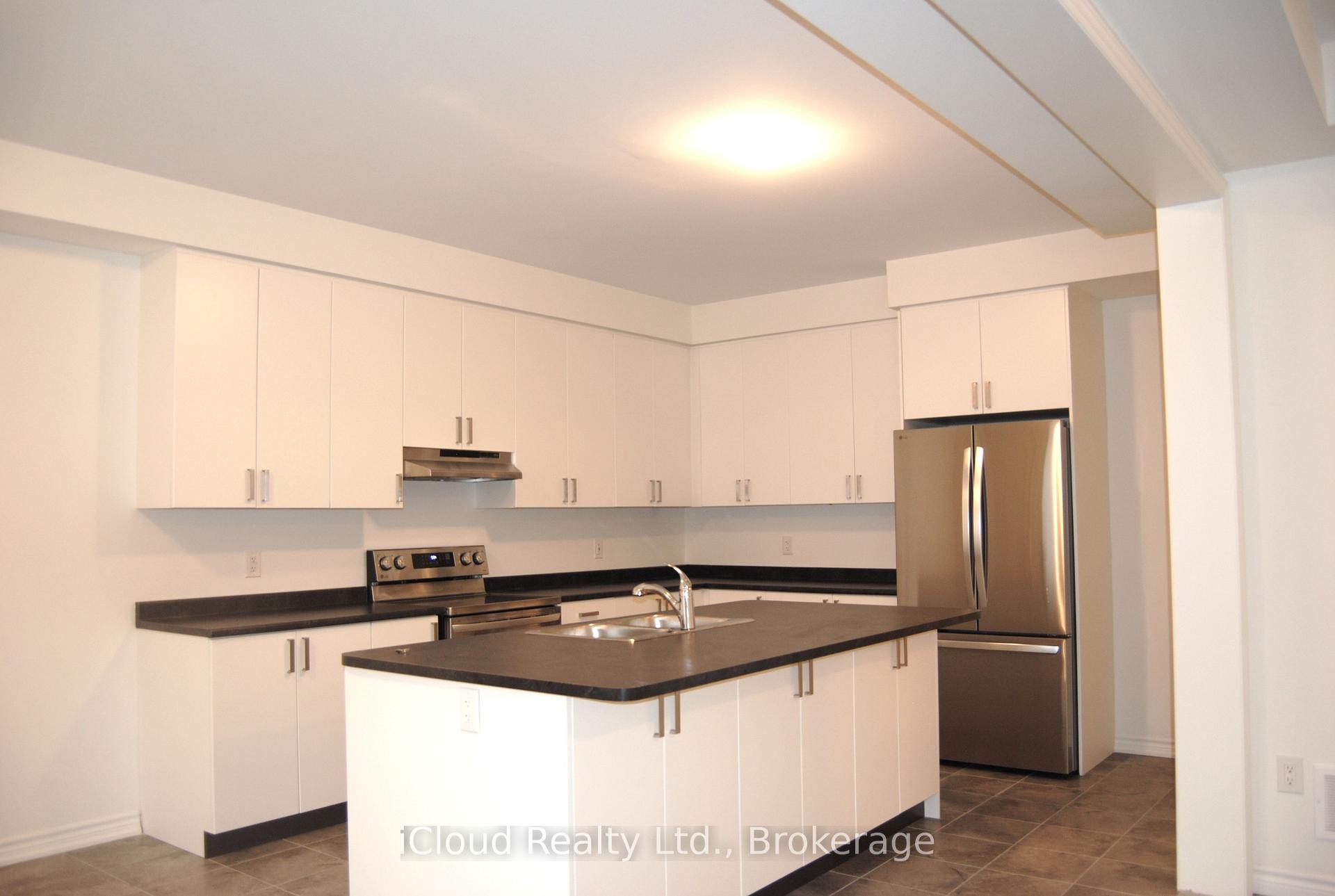 Photo 11 of 22 Sassafras Road, Springwater, Midhurst — HOMEH