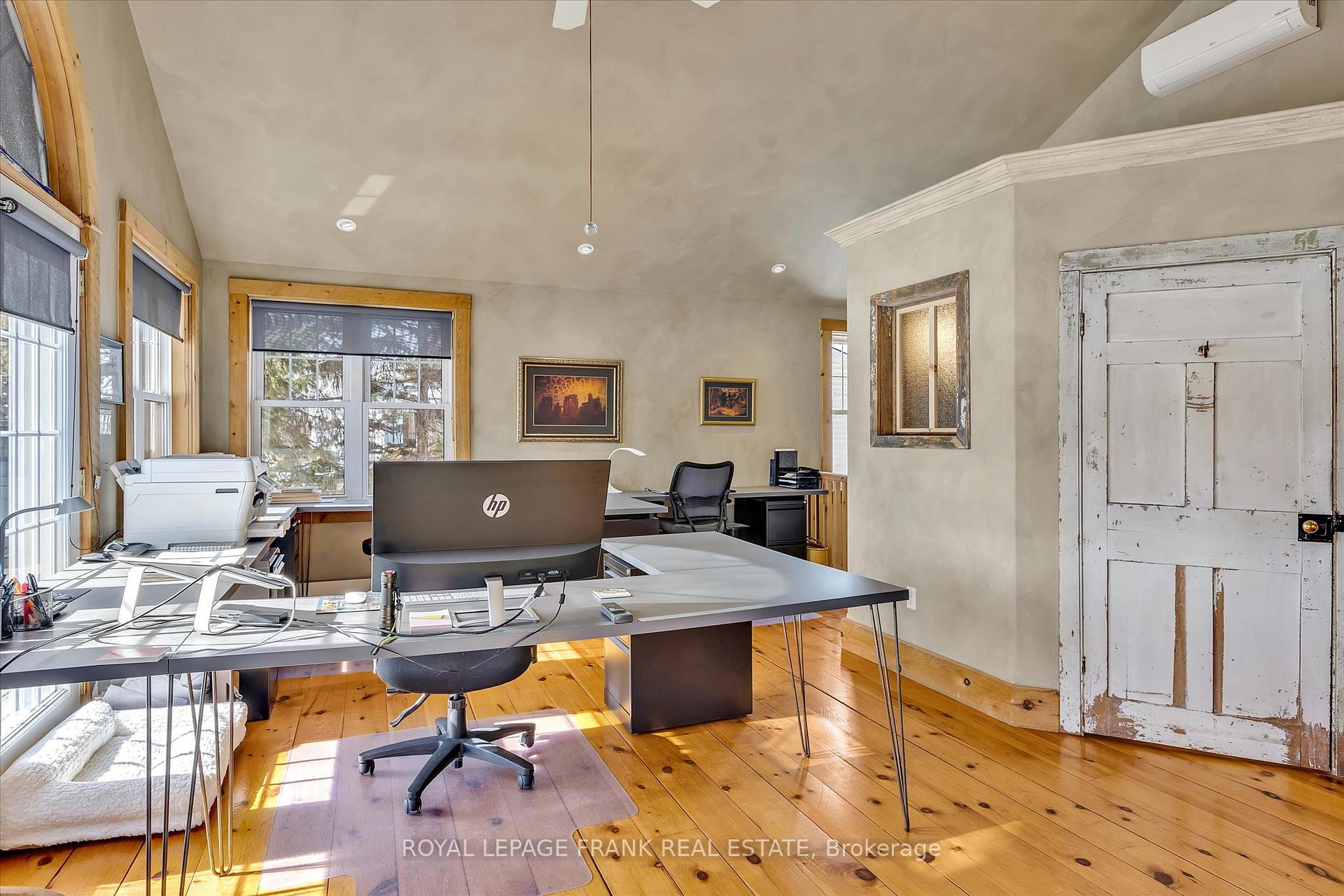 Photo 15 of 1183 Roger Place, Selwyn — HOMEH