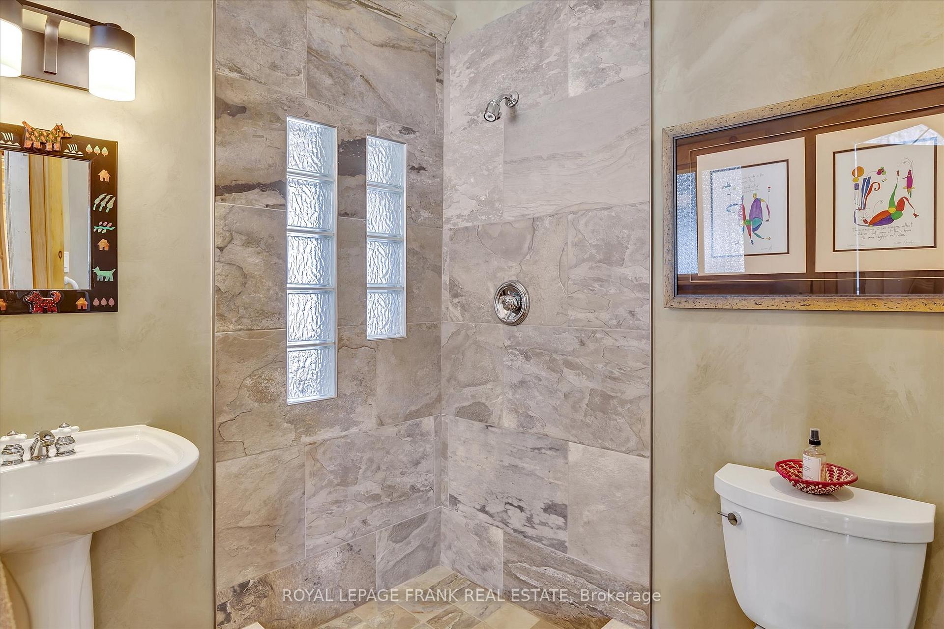 Photo 16 of 1183 Roger Place, Selwyn — HOMEH