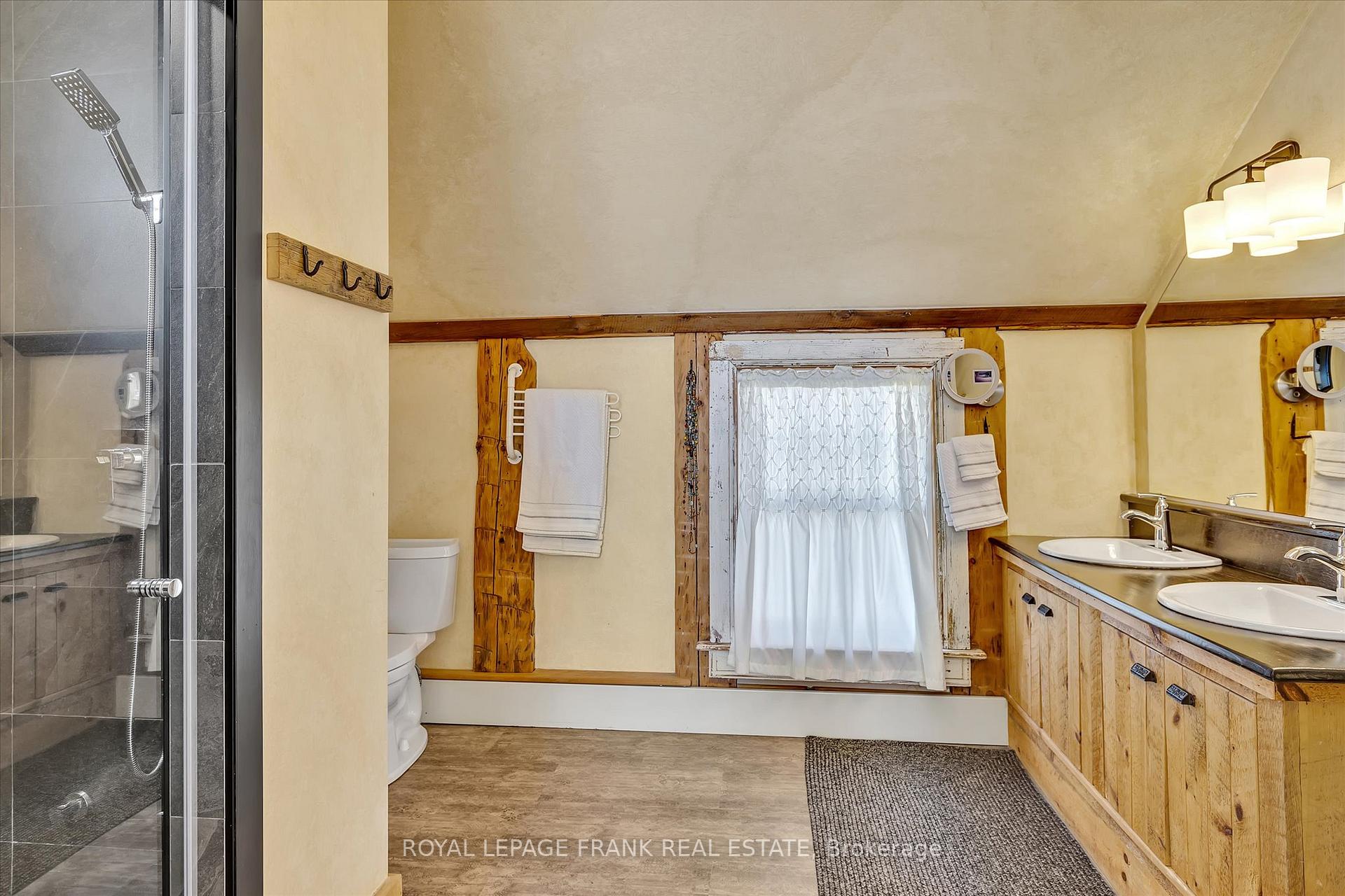 Photo 19 of 1183 Roger Place, Selwyn — HOMEH