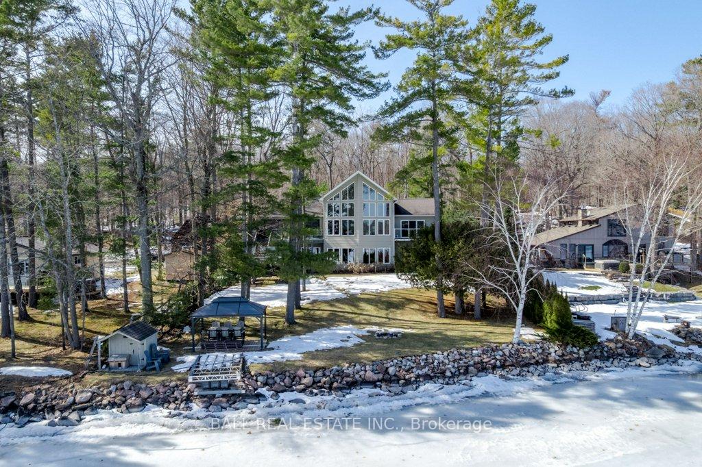 Photo 2 of 3063 Beachwood Drive, Selwyn — HOMEH
