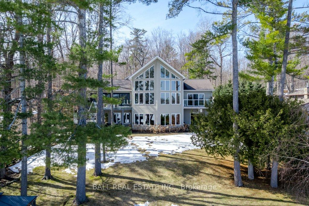 Photo 3 of 3063 Beachwood Drive, Selwyn — HOMEH