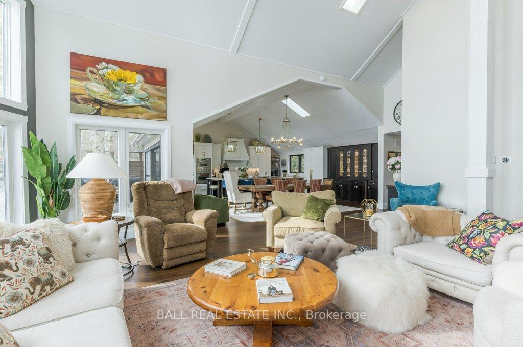 Photo 21 of 3063 Beachwood Drive, Selwyn — HOMEH