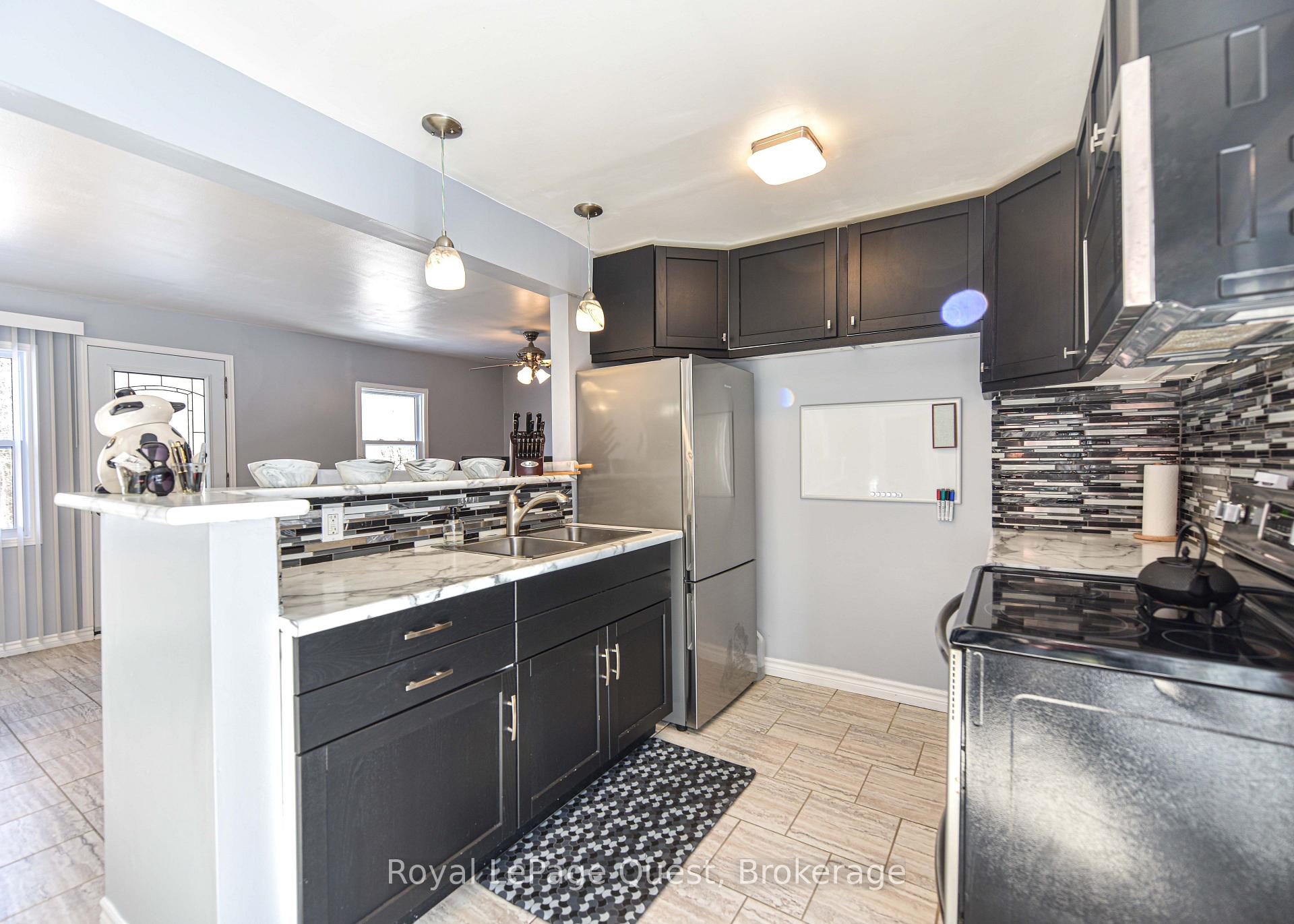 Photo 8 of 1053 Division Road E, Severn, Rural Severn — HOMEH