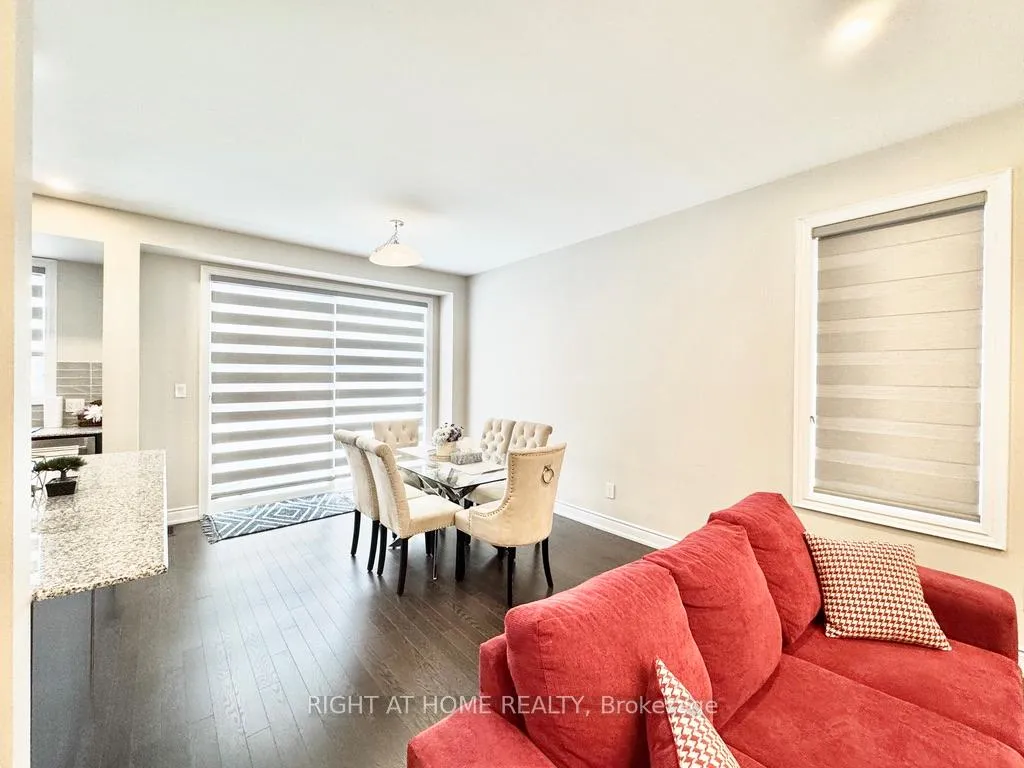 Photo 5 of 17 Periwinkle Road, Springwater, Midhurst — HOMEH