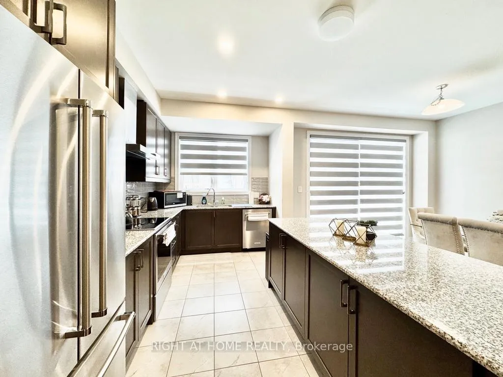 Photo 7 of 17 Periwinkle Road, Springwater, Midhurst — HOMEH