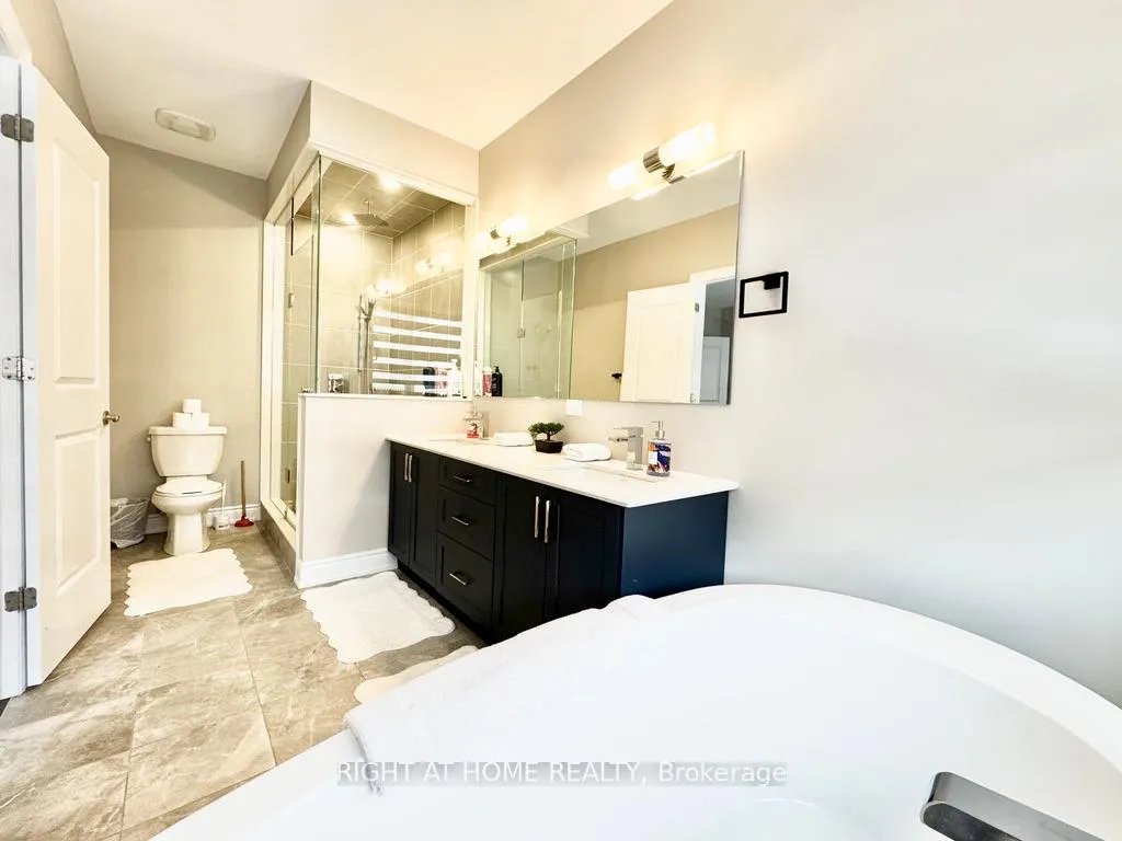 Photo 11 of 17 Periwinkle Road, Springwater, Midhurst — HOMEH